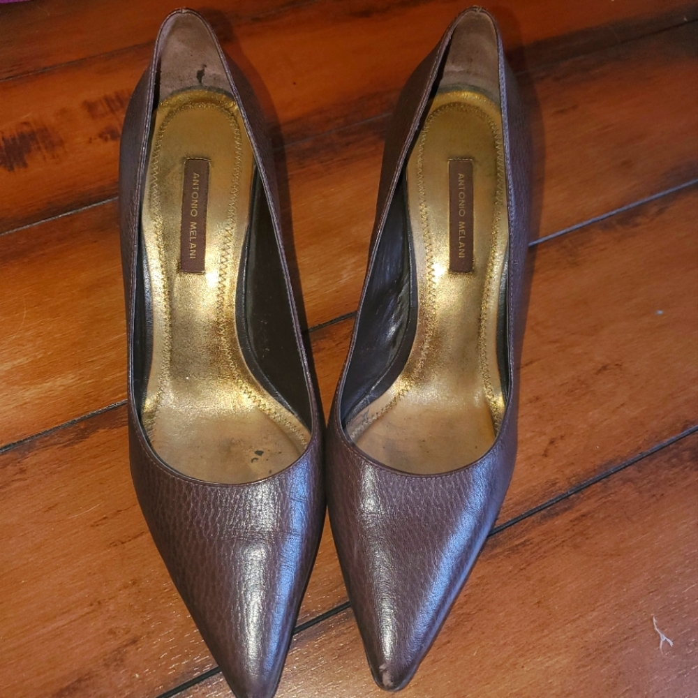 Antonio Melani Brown Leather Pumps  - Size 7